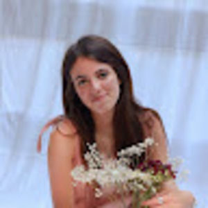 Meet your Posher, Elise